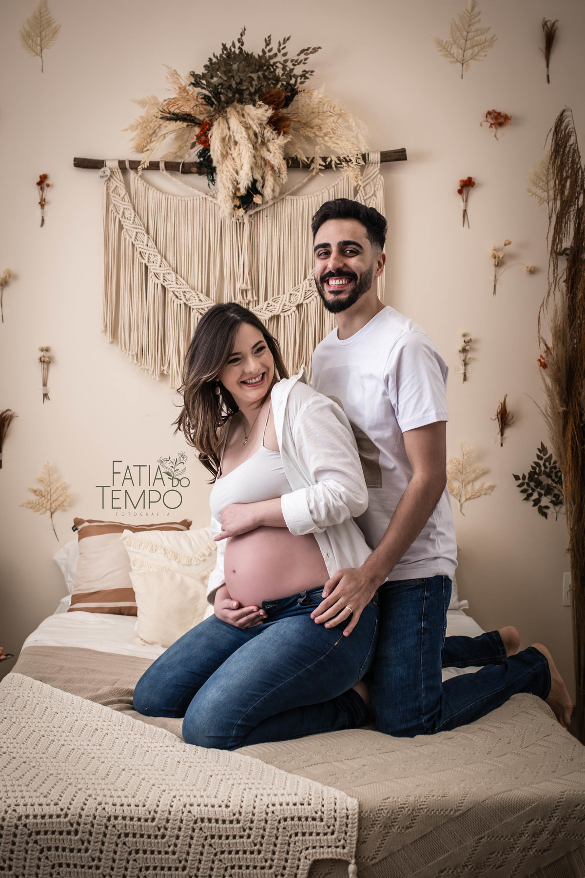 Gestante, ensaio gestante, grávida, gravidinha, baby, bebê, mãe de menina, mulher, feminino, ensaio de casal, lifestyle, decoração, estúdio fotográfico, São Paulo, spfc, torcida independente, tricolor paulista, mundial, libertadores, Regiane Alves, 