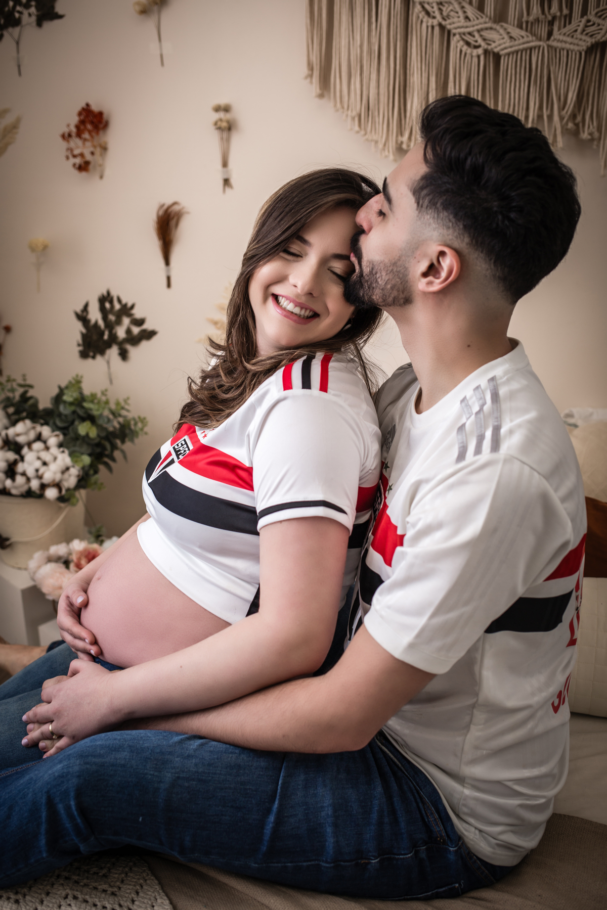 Gestante, ensaio gestante, grávida, gravidinha, baby, bebê, mãe de menina, mulher, feminino, ensaio de casal, lifestyle, decoração, estúdio fotográfico, São Paulo, spfc, torcida independente, tricolor paulista, mundial, libertadores, Regiane Alves, 