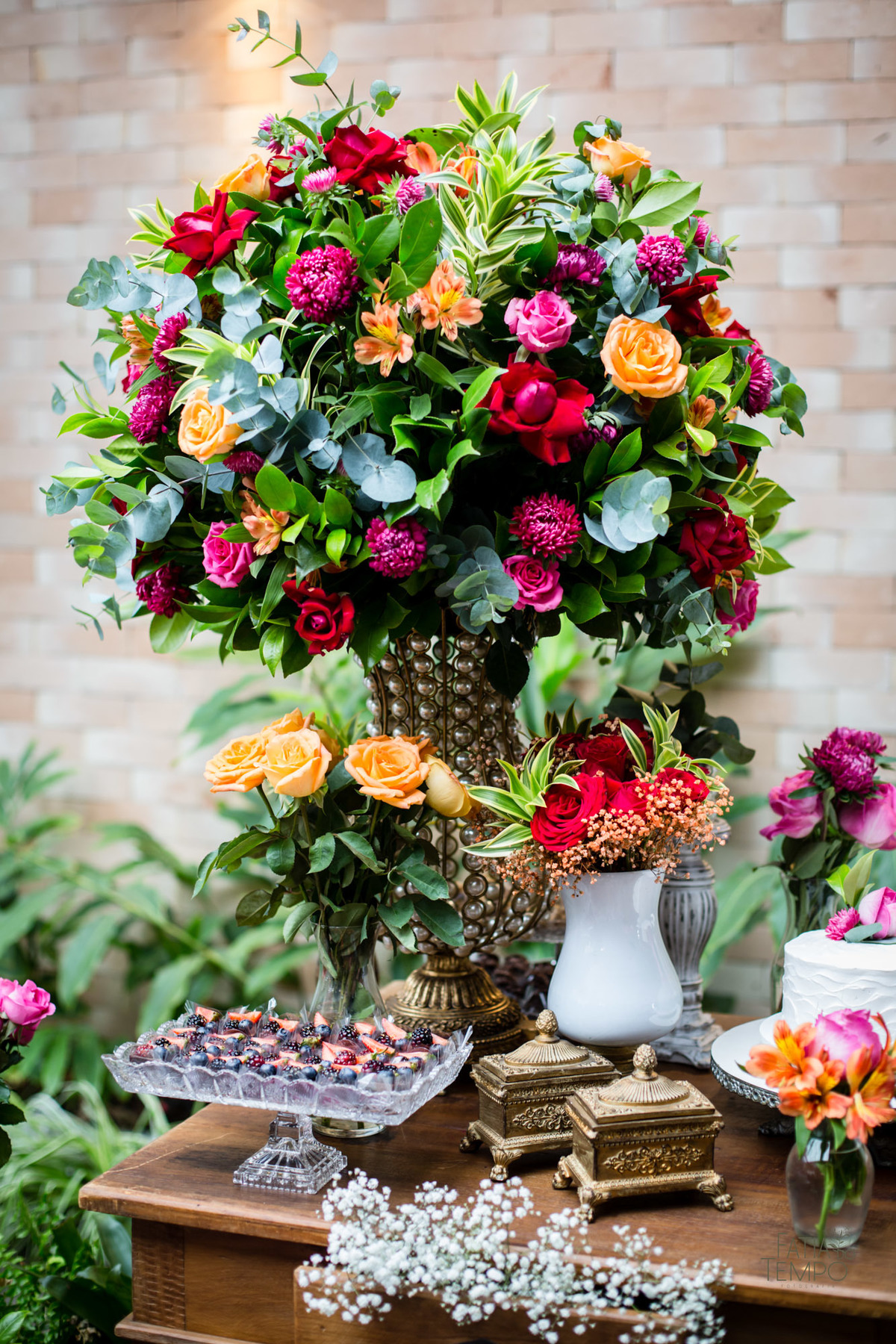 mini wedding, decoração, casamento, maquiagem, make, hair, dia da noiva, adidas, wedding, vestido de noiva, perfume, buffet, cerimônia, buquê, bouquet, flores, ensaio fotográfico, brinde, festa, balada, recepção, cerimonialista, assessoria, celebrante, 