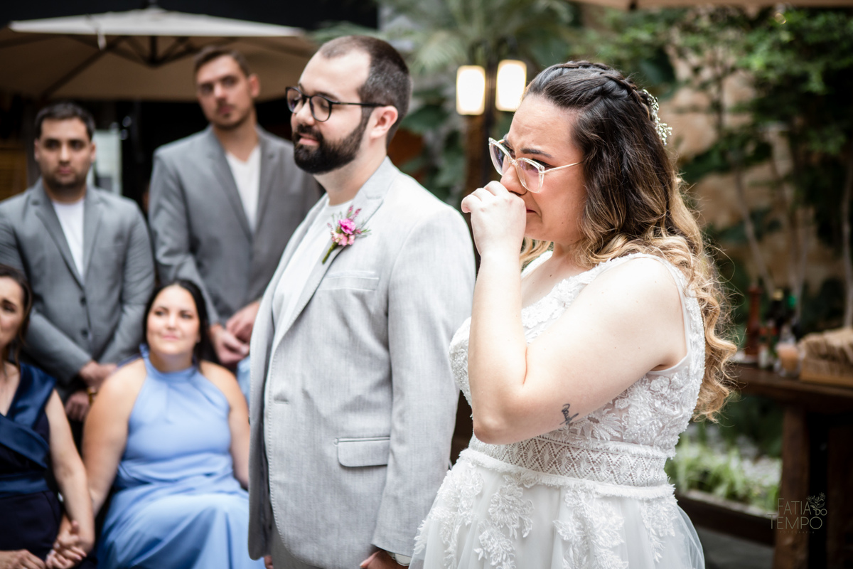 mini wedding, decoração, casamento, maquiagem, make, hair, dia da noiva, adidas, wedding, vestido de noiva, perfume, buffet, cerimônia, buquê, bouquet, flores, ensaio fotográfico, brinde, festa, balada, recepção, cerimonialista, assessoria, celebrante, 