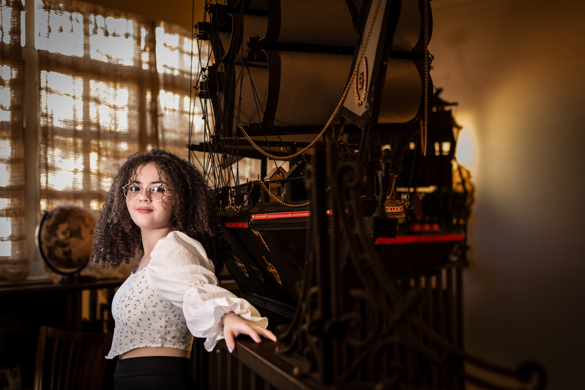 ensaio fotográfico, xv, 15 anos, debutante, livraria, língua portuguesa, academia brasileira de letras, redação, leitura, livros, educação, conhecimento, história, fotografia profissional, nerd, geek, fotógrafo em são paulo, fotógrafo em São Caetano,  