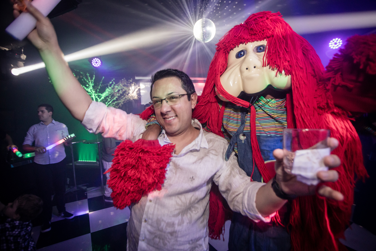 Aniversário Adulto, Celebração, Festa de Aniversário, Comemoração, Anos de Vida, Aniversariante, Dia Especial, Mais um Ano, Festa Intimista, Aniversário Temático, Aniversário de idade, Alegria, buffet, decoração, assessoria, 40 anos, banda, fotografia, 