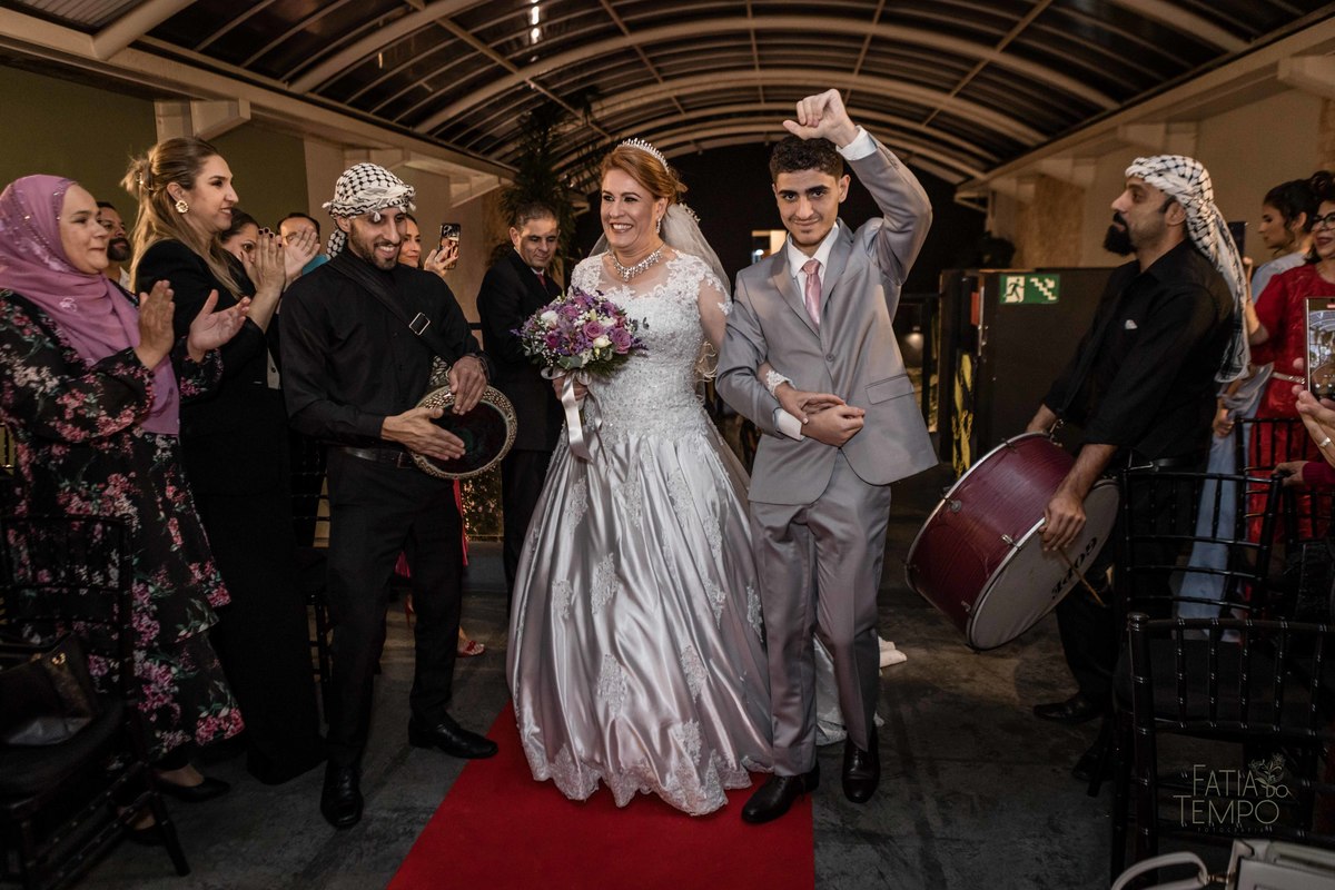 Casamento, wedding, festa, árabe, Líbano, libanes, oriente médio, cultura, decoração, buffet, salão de festa, cerimônia, Sheik, dança, alameda 7, São Caetano do Sul, abc paulista, eventos, assessoria, banda, dj, vestido de noiva, jantar, gastronomia, 