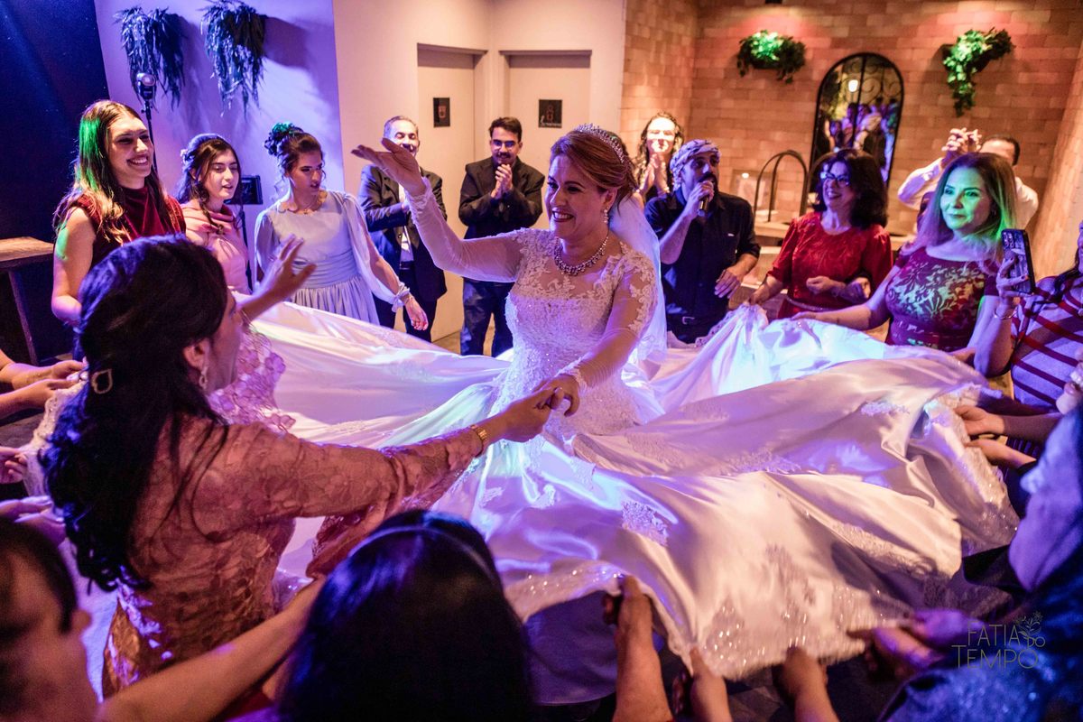 Casamento, wedding, festa, árabe, Líbano, libanes, oriente médio, cultura, decoração, buffet, salão de festa, cerimônia, Sheik, dança, alameda 7, São Caetano do Sul, abc paulista, eventos, assessoria, banda, dj, vestido de noiva, jantar, gastronomia, 