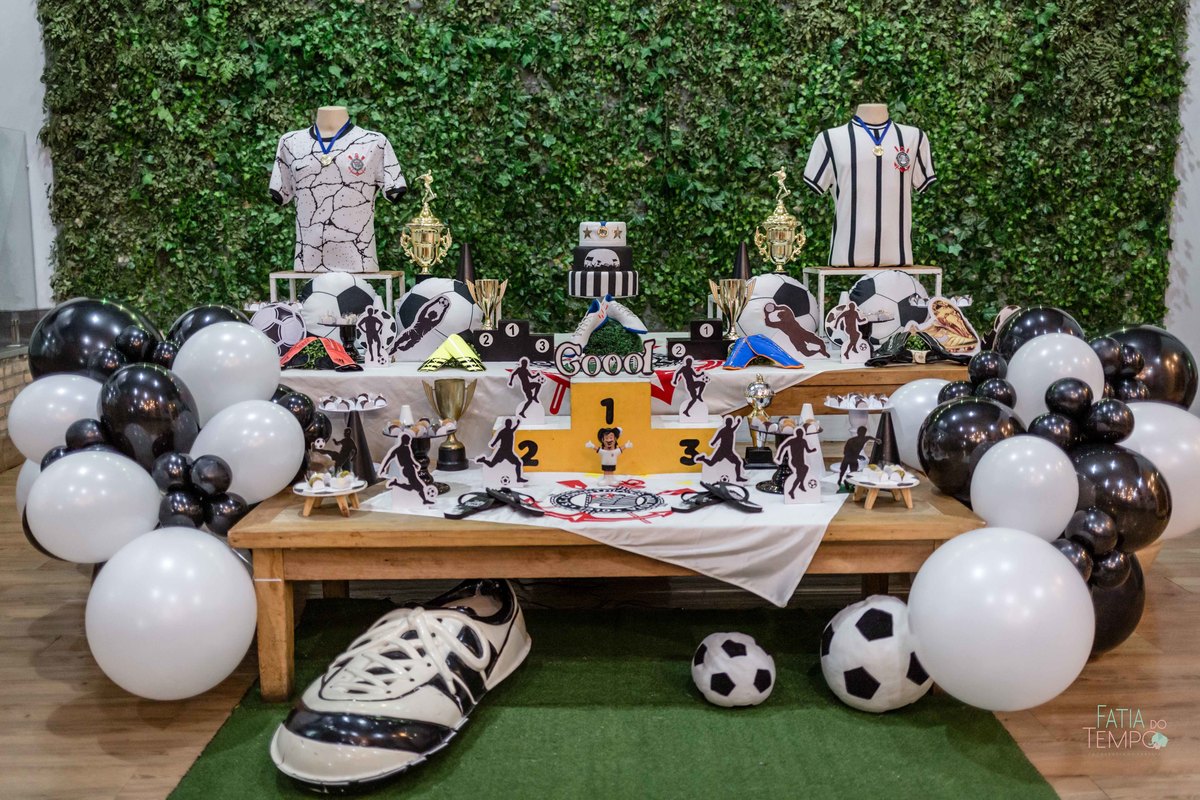Aniversário, feliz aniversário, festa, buffet, adolescente, decoração, kid beeruta, Kidbeeruta, buffet infantil, festa de criança, tema de festa, corinthianos, Corinthians, gaviões da fiel, bando de loucos, futebol, campeão mundial, foto de criança, amor,