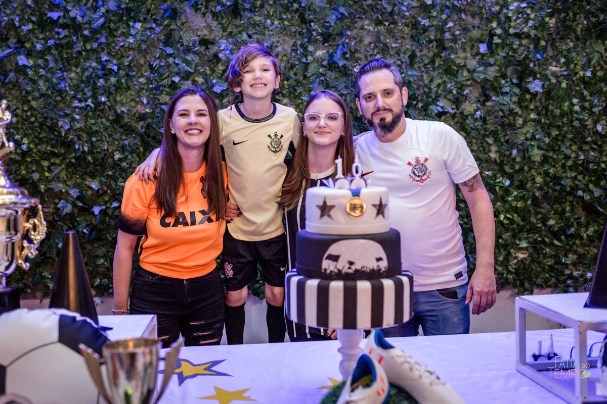 Aniversário, feliz aniversário, festa, buffet, adolescente, decoração, kid beeruta, Kidbeeruta, buffet infantil, festa de criança, tema de festa, corinthianos, Corinthians, gaviões da fiel, bando de loucos, futebol, campeão mundial, foto de criança, amor,