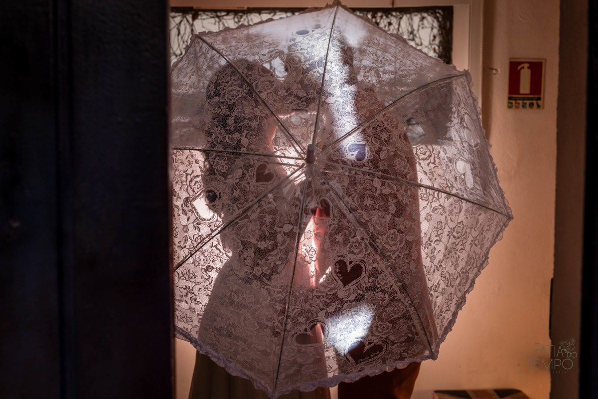 Dia da noiva, maquiagem, making of, wedding, buffet de casamento, salão de festa, assessoria, cerimonial, celebrante, mini wedding, casamento pequeno, poucos convidados, decoração, vestido de noiva, salão de beleza, banda, musica, dança, fotografia, 