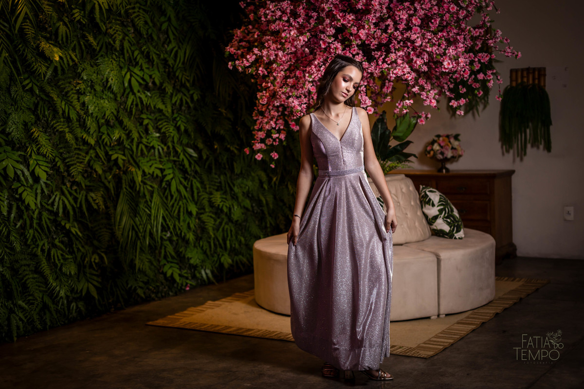 15 anos, debutante, adolescente, festa de debutante, festa de 15 anos, balada, vestido de festa, decoração, buffet, Alameda 7, São Caetano do Sul, buffet em São Caetano, flores, iluminação, doces finos, gastronomia, editorial, moda, elegância, Santo André