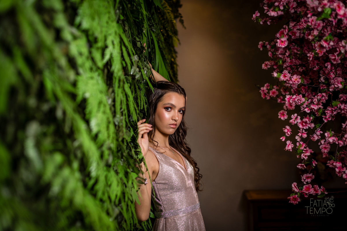 15 anos, debutante, adolescente, festa de debutante, festa de 15 anos, balada, vestido de festa, decoração, buffet, Alameda 7, São Caetano do Sul, buffet em São Caetano, flores, iluminação, doces finos, gastronomia, editorial, moda, elegância, Santo André