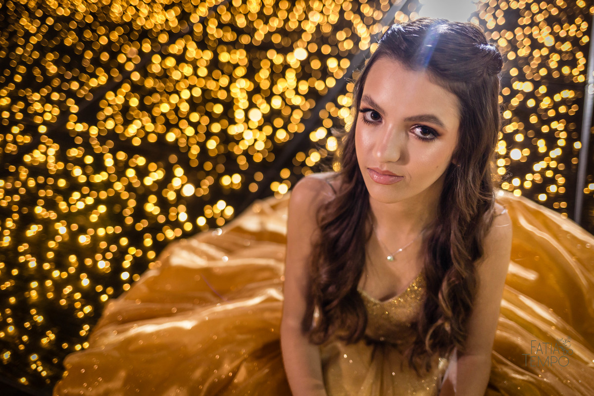 15 anos, debutante, adolescente, festa de debutante, festa de 15 anos, balada, vestido de festa, decoração, buffet, Alameda 7, São Caetano do Sul, buffet em São Caetano, flores, iluminação, doces finos, gastronomia, editorial, moda, elegância, Santo André