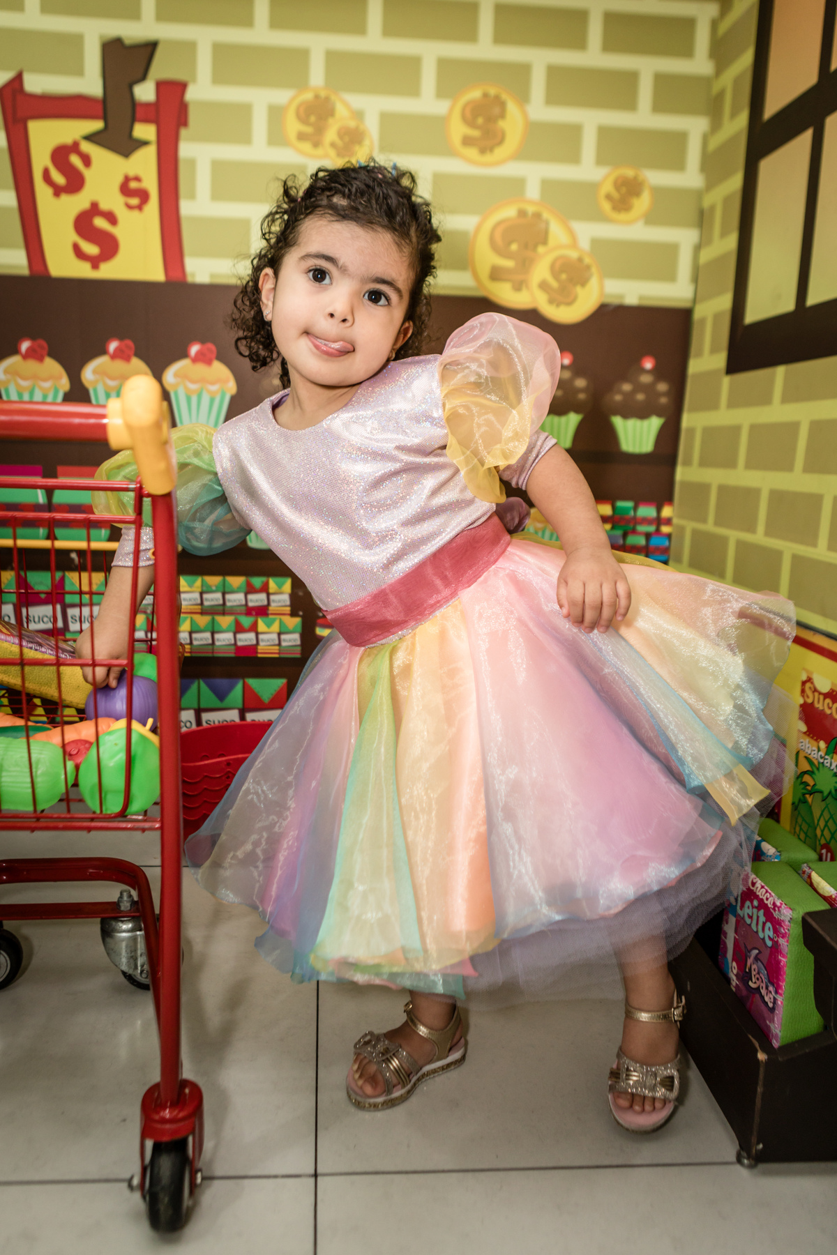 Aniversário, festa infantil, festa de criança, festa de aniversário, buffet infantil, São Caetano do Sul, Abc paulista, recreação, foto e vídeo, fotografia, fotografo em São Caetano, Megauê, kid beeruta, Cakky Balaco, Fantastic, personagens, decoração, 