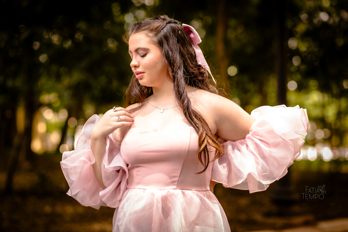 Ensaio fotográfico, fotografia, fotografo em São Paulo, museu do Ipiranga, jardim botânico, xv anos, 15 anos, debutante, aniversario, família, mãe, decoração, vestido, buffet em são caetano, São Caetano do Sul, São Bernardo, cor de rosa, pink, mulher, 