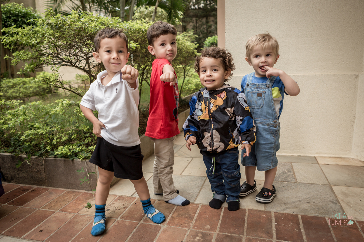 aniversario no salao do predio, festa no predio, aniversario no predio, festa do homem aranha, festa de menino, aniversario de menina, parabens do homens a aranha, homem a aranha, decoracao homem aranha, fotografo de aniversario