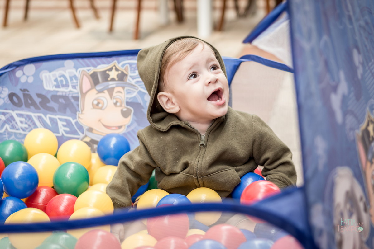 aniversario no salao do predio, festa no predio, aniversario no predio, festa do homem aranha, festa de menino, aniversario de menina, parabens do homens a aranha, homem a aranha, decoracao homem aranha, fotografo de aniversario
