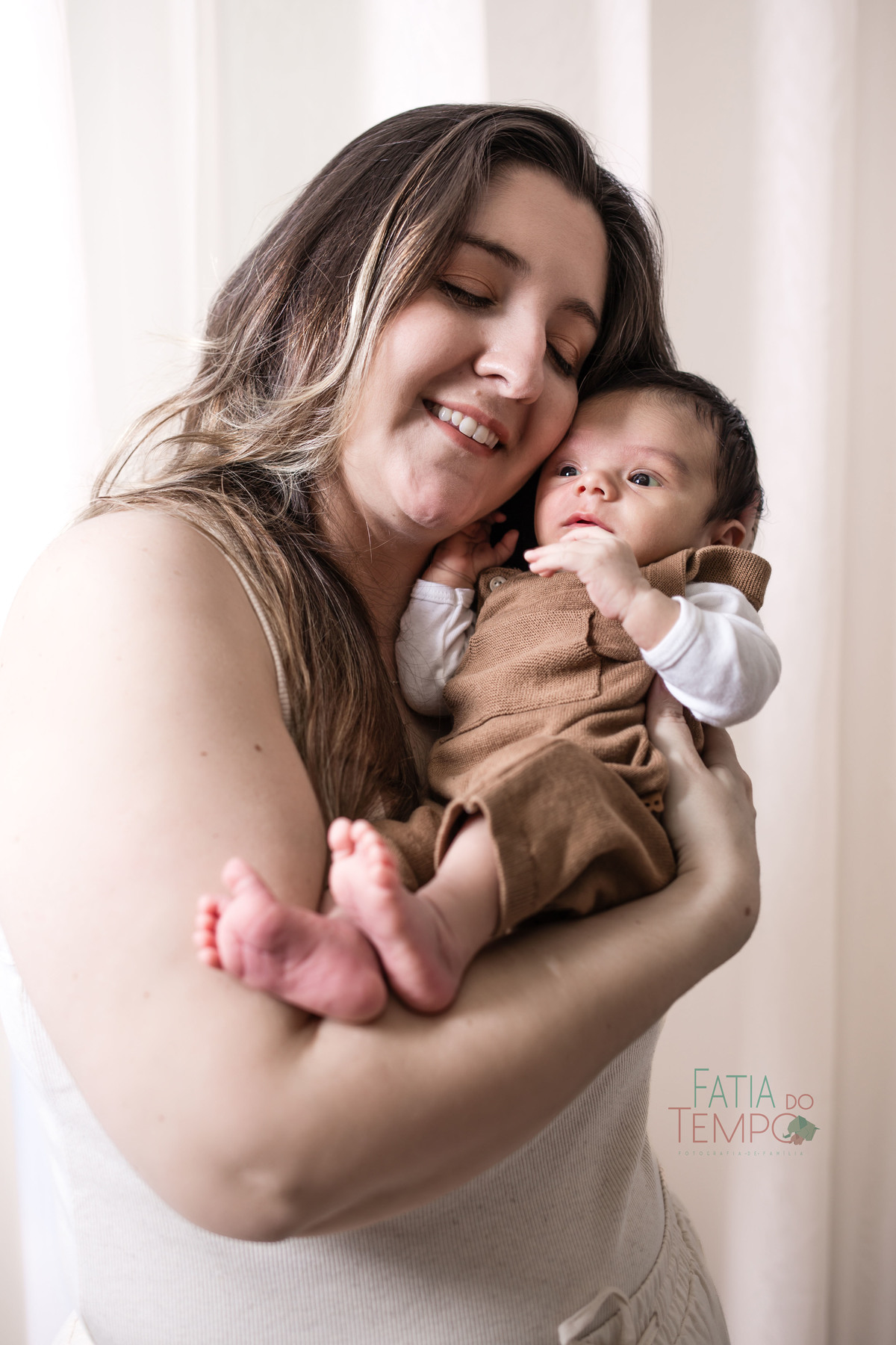 newborn, recém nascido, bebê, ensaio de família, baby, foto de criança, fotógrafo em são caetano, gestante, grávida, mulher, aniversário infantil, estúdio fotográfico, mãe de menino, maternidade, puerpério, pós parto, pai presente, paternidade, maquiagem,