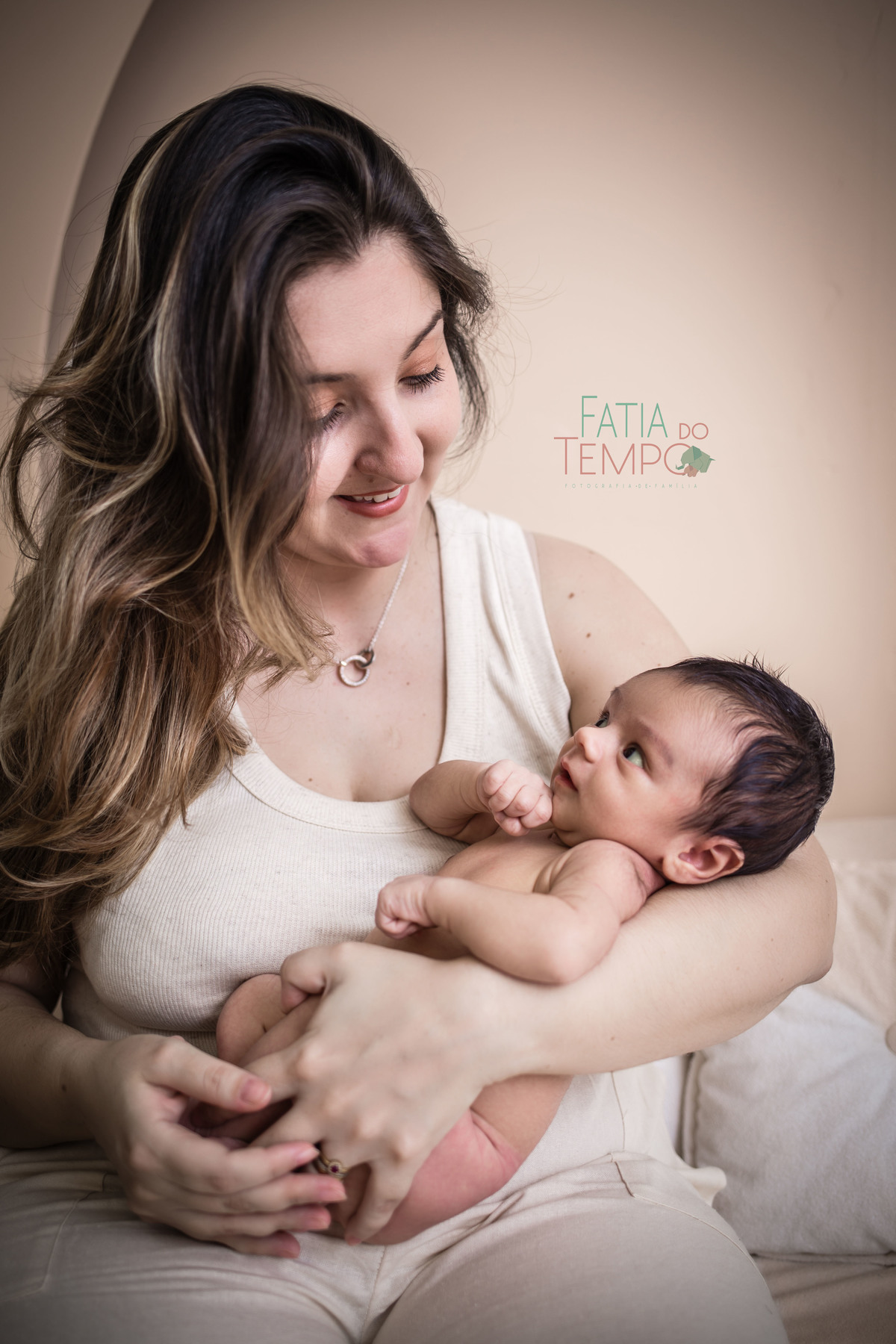 newborn, recém nascido, bebê, ensaio de família, baby, foto de criança, fotógrafo em são caetano, gestante, grávida, mulher, aniversário infantil, estúdio fotográfico, mãe de menino, maternidade, puerpério, pós parto, pai presente, paternidade, maquiagem,