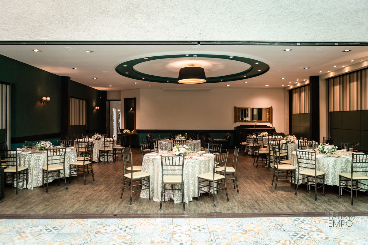 aniversário, baby beef, restaurante, bairro jardim, aniversário de adulto, decoração, fotografia, bartenders, drink, leandrini, blindagem, posta de gasolina, alta sociedade, elite, high society, doces finos, banda, assessoria, Buffet, vestido branco, 