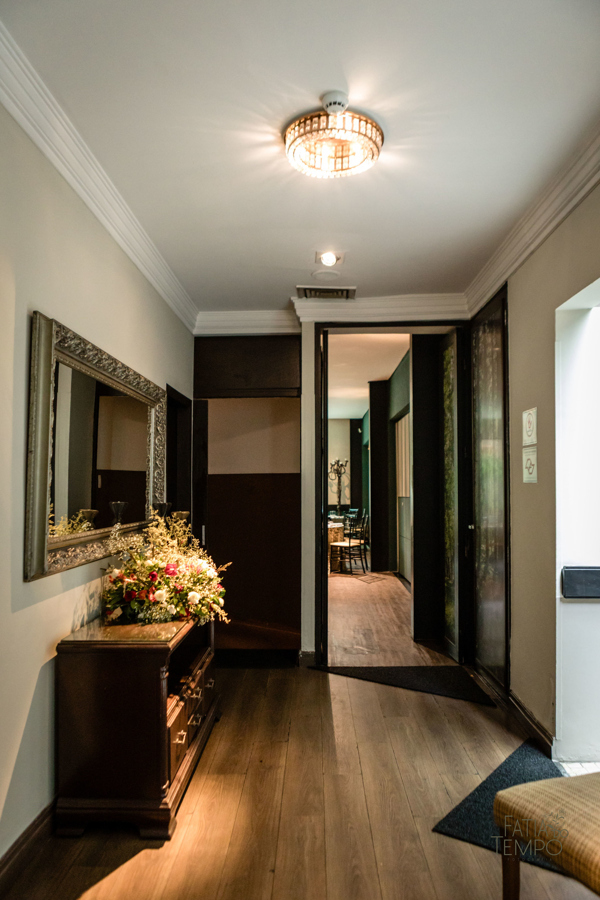 aniversário, baby beef, restaurante, bairro jardim, aniversário de adulto, decoração, fotografia, bartenders, drink, leandrini, blindagem, posta de gasolina, alta sociedade, elite, high society, doces finos, banda, assessoria, Buffet, vestido branco, 