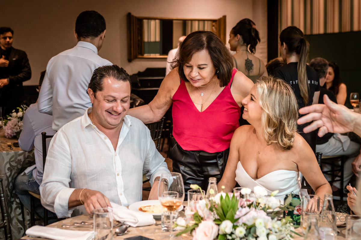 aniversário, baby beef, restaurante, bairro jardim, aniversário de adulto, decoração, fotografia, bartenders, drink, leandrini, blindagem, posta de gasolina, alta sociedade, elite, high society, doces finos, banda, assessoria, Buffet, vestido branco, 