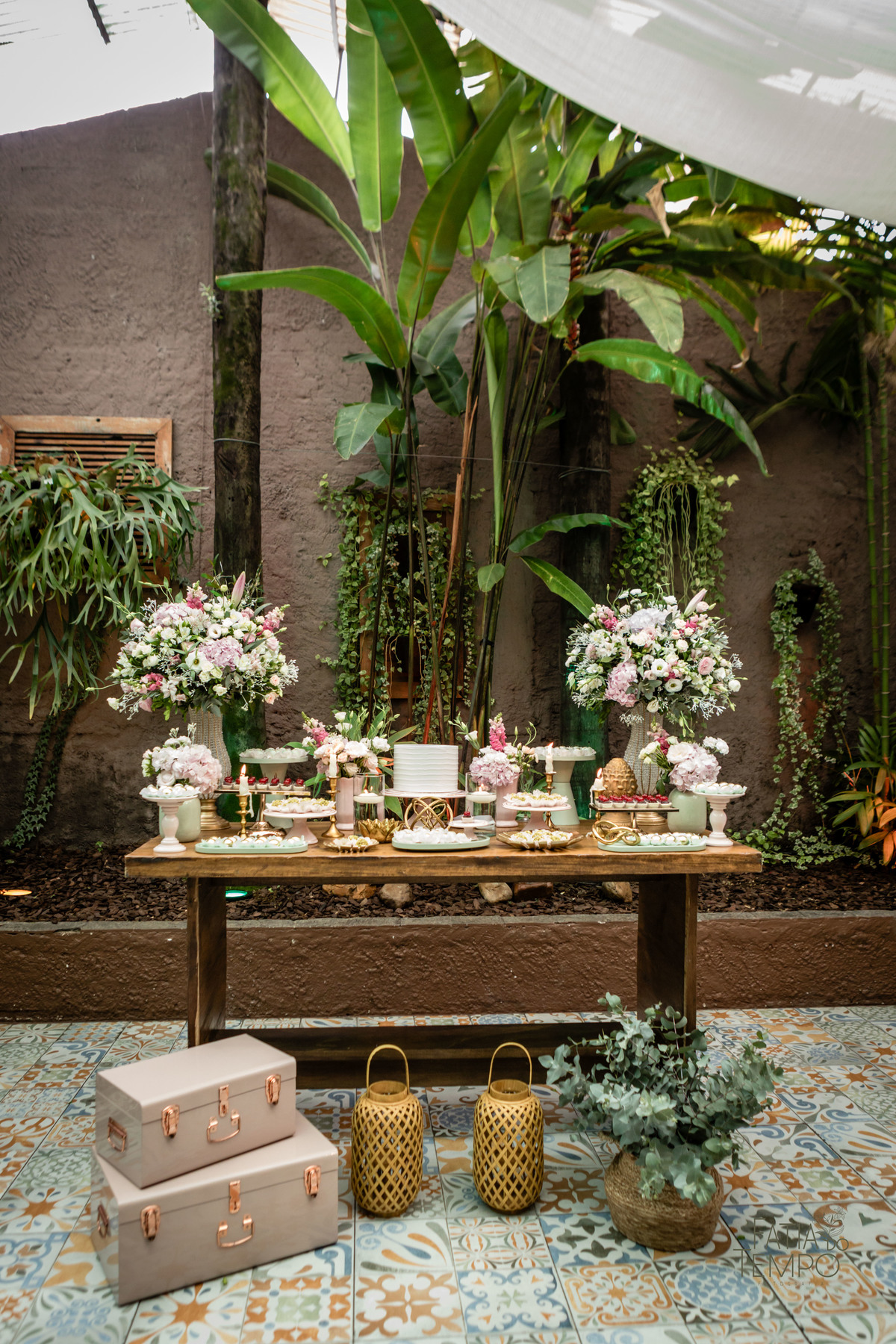 aniversário, baby beef, restaurante, bairro jardim, aniversário de adulto, decoração, fotografia, bartenders, drink, leandrini, blindagem, posta de gasolina, alta sociedade, elite, high society, doces finos, banda, assessoria, Buffet, vestido branco, 