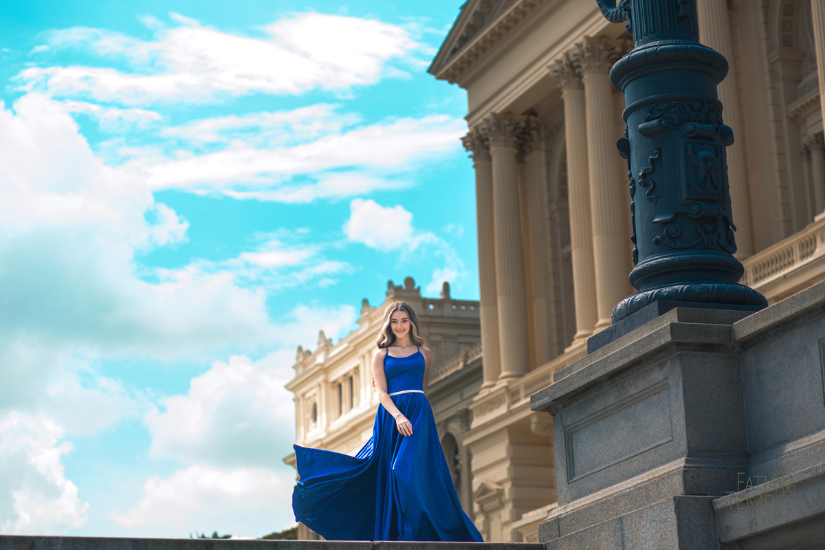 Ensaio, xv, 15 anos, debutante, museu do Ipiranga, ensaio fotográfico, maquiagem, vestido azul, vestido de festa, aluguel de vestido, debutante, Buffet para 15 anos, balet, balada, dj, mc, funk, trap, street dance, bailarina, fotógrafo, make, hair, dior, 