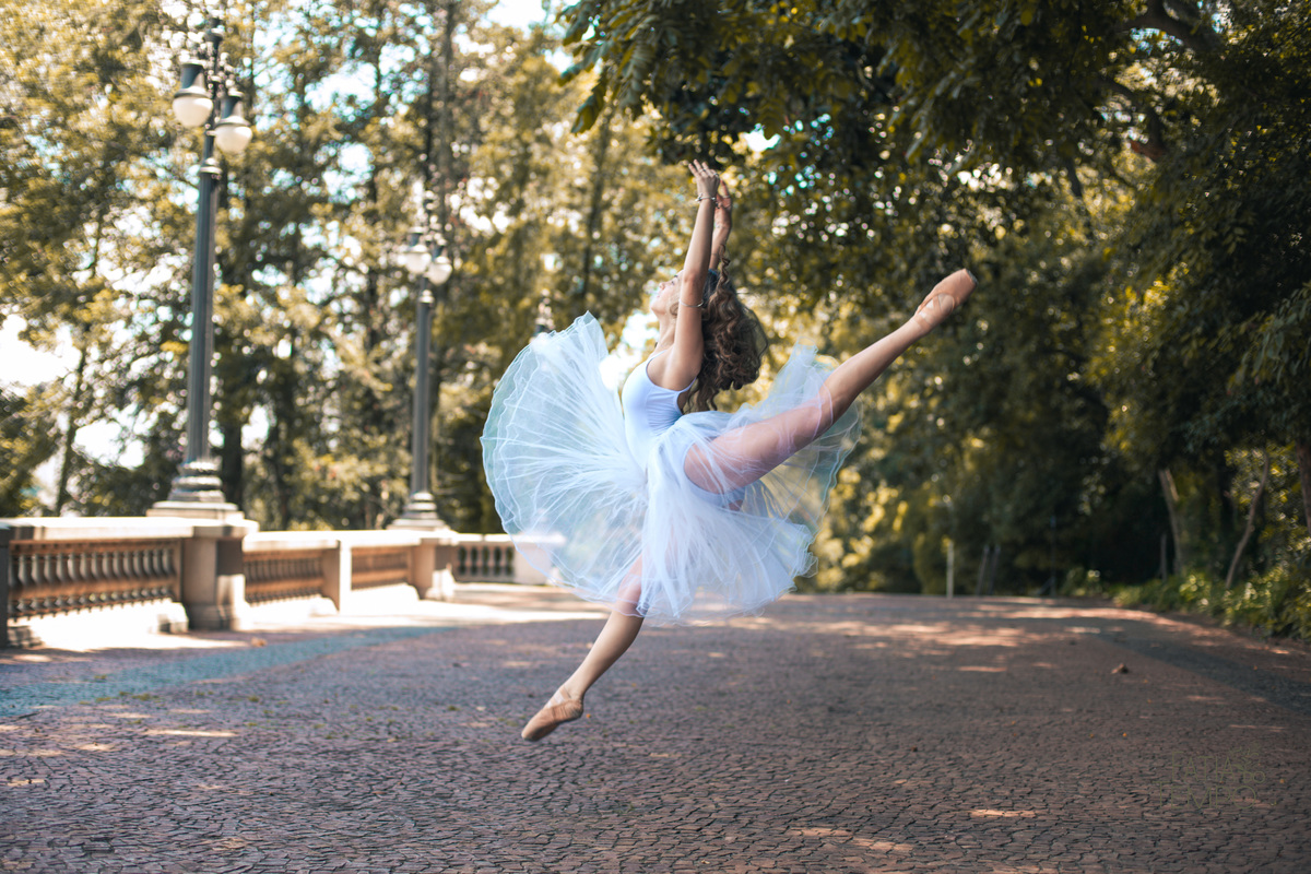 Ensaio, xv, 15 anos, debutante, museu do Ipiranga, ensaio fotográfico, maquiagem, vestido azul, vestido de festa, aluguel de vestido, debutante, Buffet para 15 anos, balet, balada, dj, mc, funk, trap, street dance, bailarina, fotógrafo, make, hair, dior, 