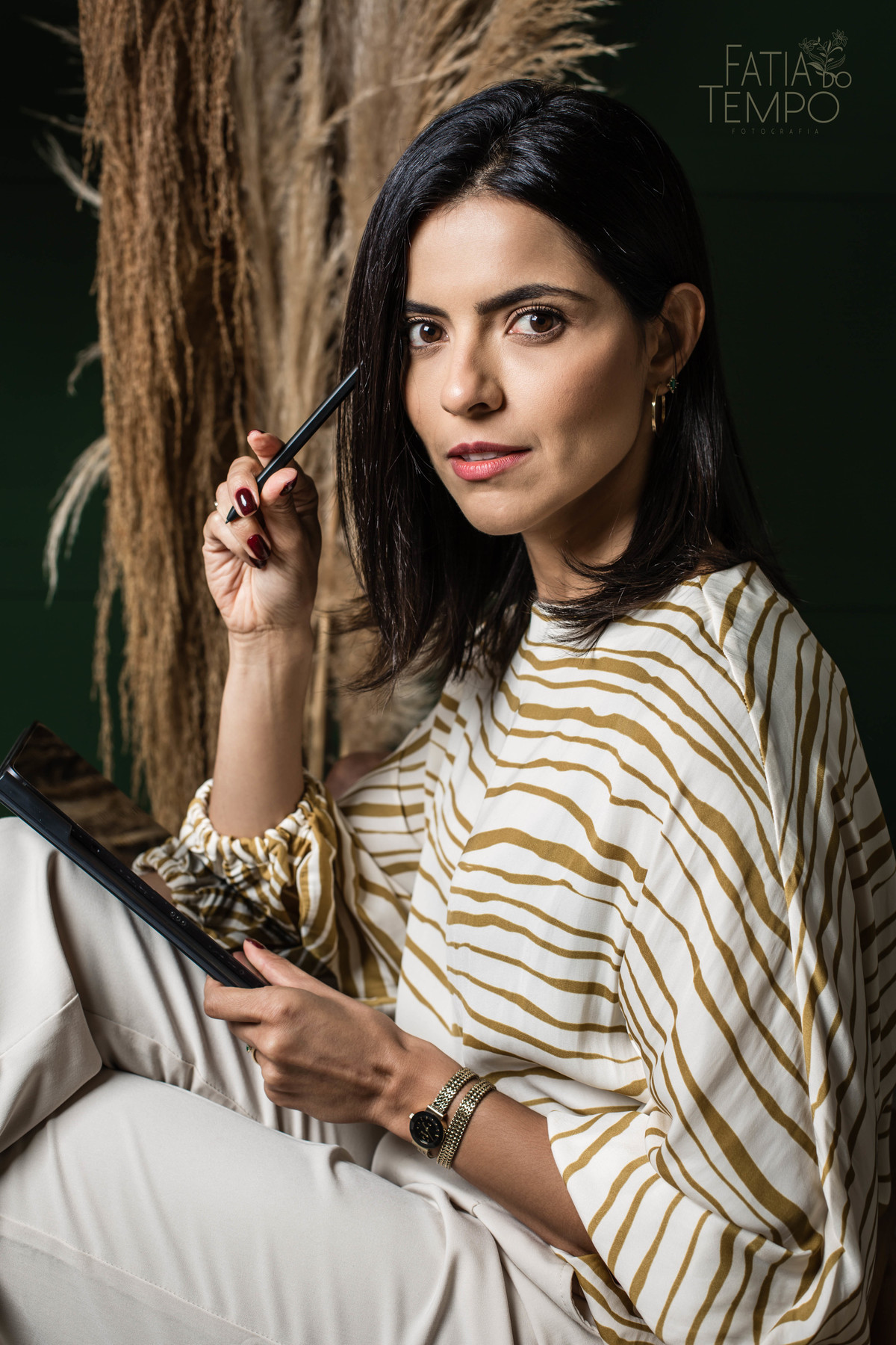 Personal branding, negócios, startup, Venture building, inteligência artificial, tecnologia, Business, Boss, mulher, ensaio corporativo, empresa, comercio, industria, economia, samsung, apple, Montblanc, Swarovski, Pandora, Vivara, Senai, TI, Informática,