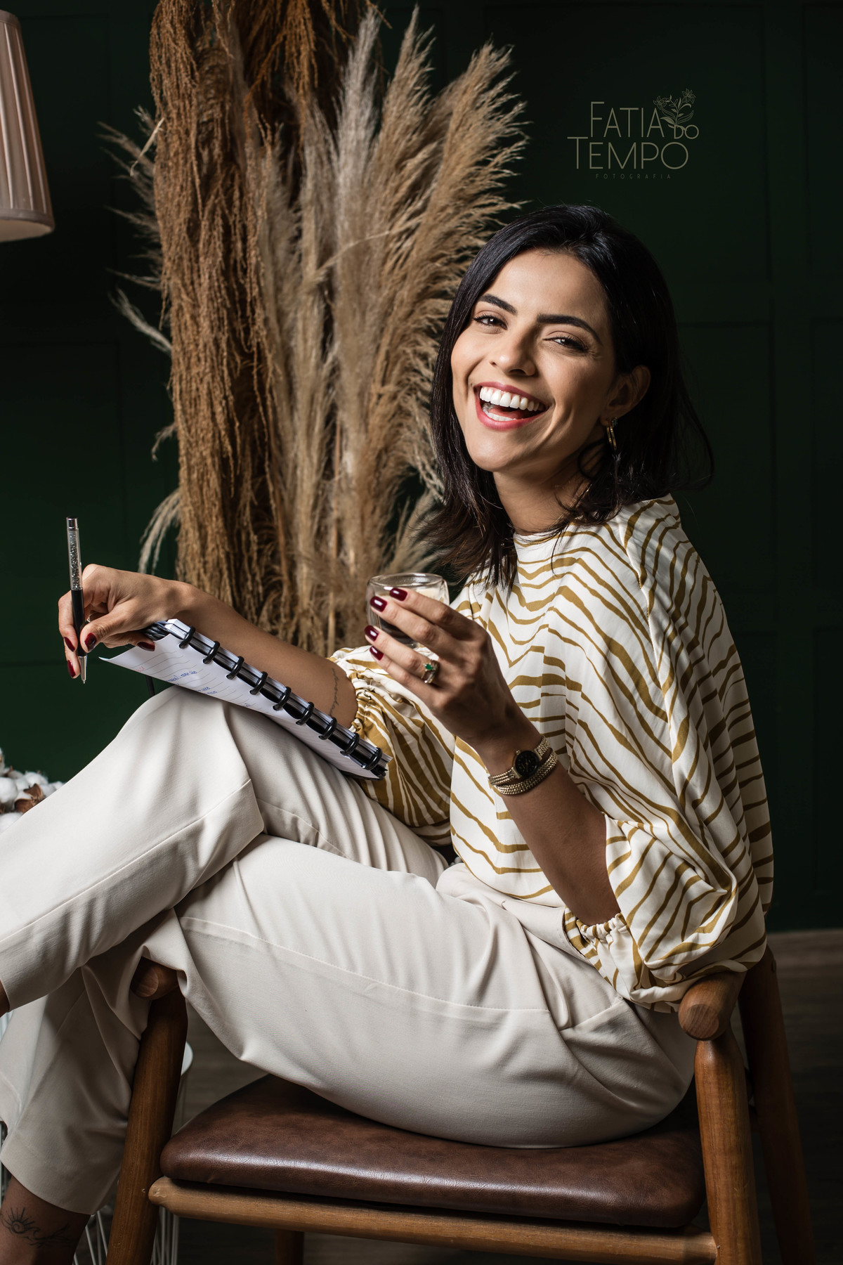 Personal branding, negócios, startup, Venture building, inteligência artificial, tecnologia, Business, Boss, mulher, ensaio corporativo, empresa, comercio, industria, economia, samsung, apple, Montblanc, Swarovski, Pandora, Vivara, Senai, TI, Informática,