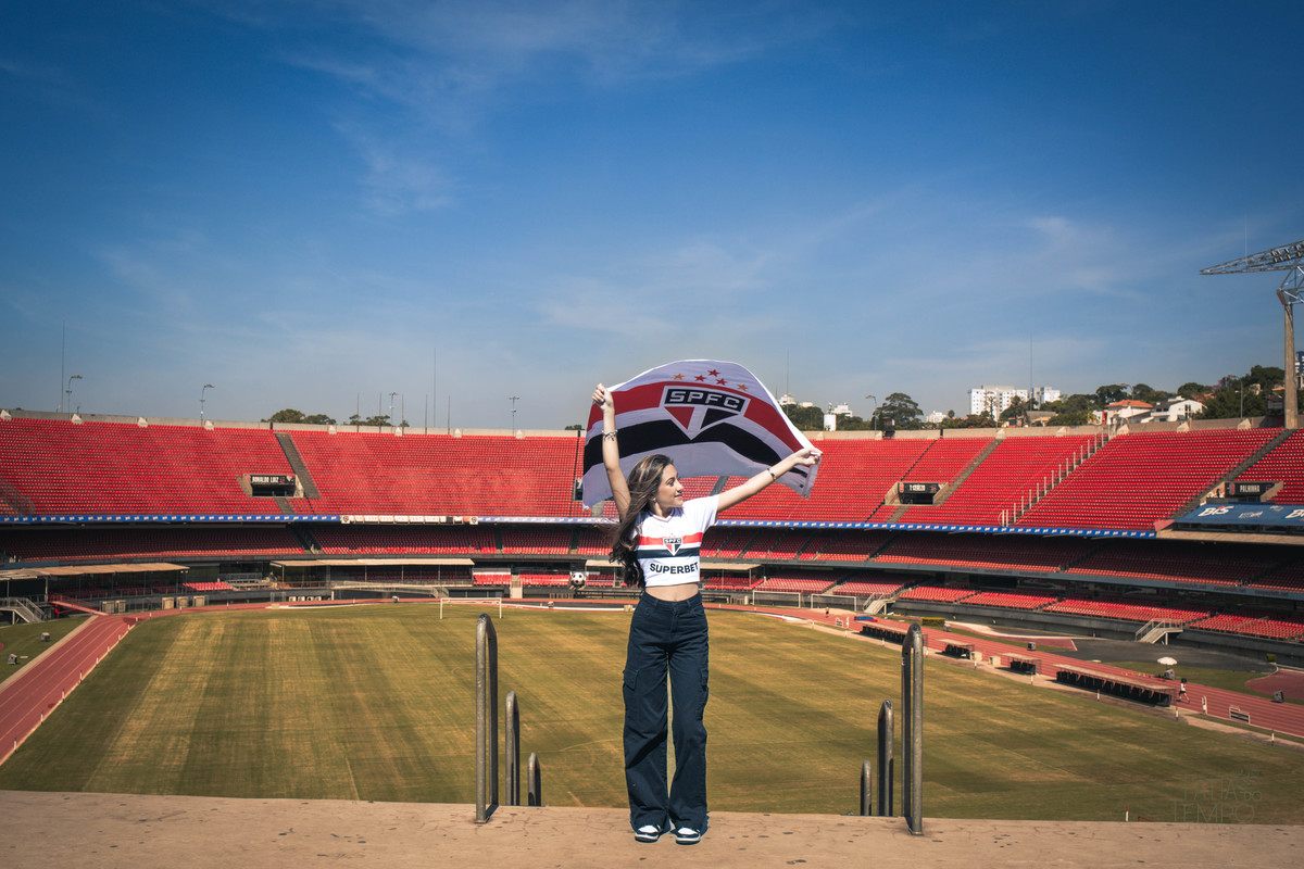 São Paulo, Tricolor, Morumbi, SPFC, Libertadores, Brasileirão, Copa do Brasil, torcida, camisa tricolor, história, soberano, Rogério Ceni, ídolo, gols, clássico, rivalidade, Majestoso, Choque-Rei, San-São, elenco, títulos, glórias, base, Cotia, craques, 