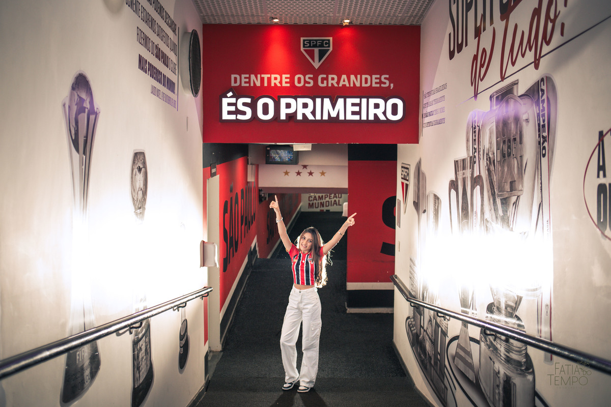 São Paulo, Tricolor, Morumbi, SPFC, Libertadores, Brasileirão, Copa do Brasil, torcida, camisa tricolor, história, soberano, Rogério Ceni, ídolo, gols, clássico, rivalidade, Majestoso, Choque-Rei, San-São, elenco, títulos, glórias, base, Cotia, craques, 