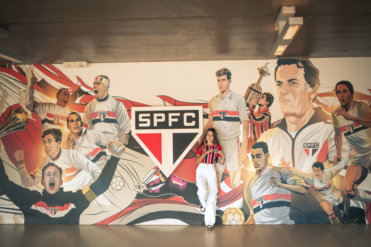 São Paulo, Tricolor, Morumbi, SPFC, Libertadores, Brasileirão, Copa do Brasil, torcida, camisa tricolor, história, soberano, Rogério Ceni, ídolo, gols, clássico, rivalidade, Majestoso, Choque-Rei, San-São, elenco, títulos, glórias, base, Cotia, craques, 
