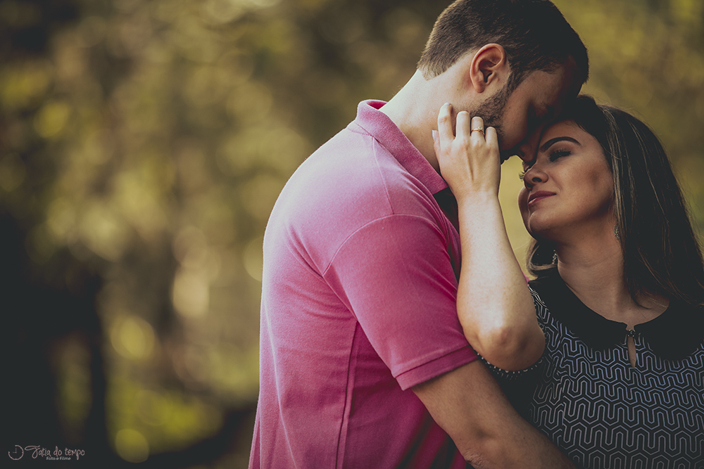 Ensaio pre casamento com balões, museu do ipiranga, ensaio de casal, ensaio no parque, ensaio no museu, ensaio com bexiga, ensaio com balão de gás hélio