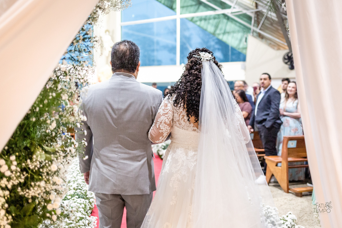 casamento, dicas de casamento, planejamento de casamento, vestidos de noiva, decoração de casamento, festa de casamento, noiva, noivo, cerimônia de casamento, ideias de casamento, fornecedores de casamento, casamento simples, casamento civil, 