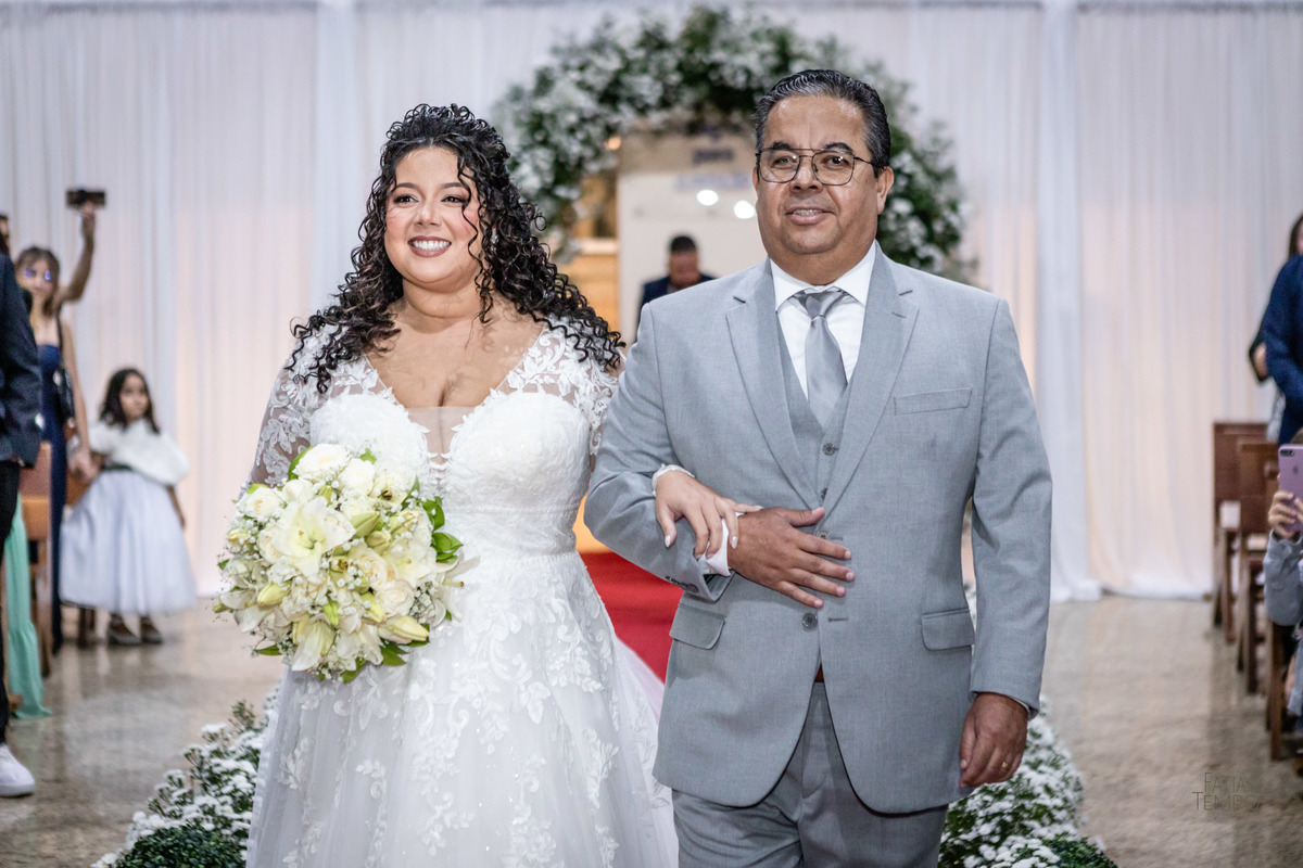 casamento, dicas de casamento, planejamento de casamento, vestidos de noiva, decoração de casamento, festa de casamento, noiva, noivo, cerimônia de casamento, ideias de casamento, fornecedores de casamento, casamento simples, casamento civil, 