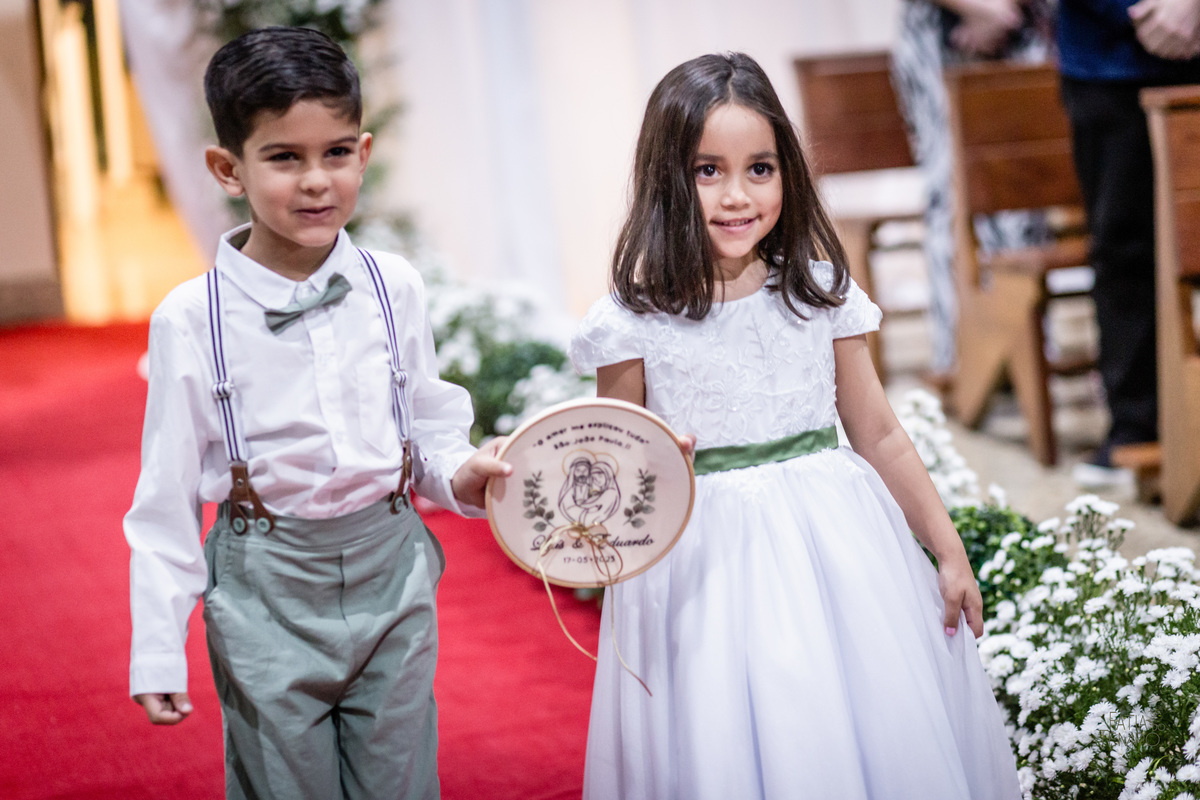 casamento, dicas de casamento, planejamento de casamento, vestidos de noiva, decoração de casamento, festa de casamento, noiva, noivo, cerimônia de casamento, ideias de casamento, fornecedores de casamento, casamento simples, casamento civil, 