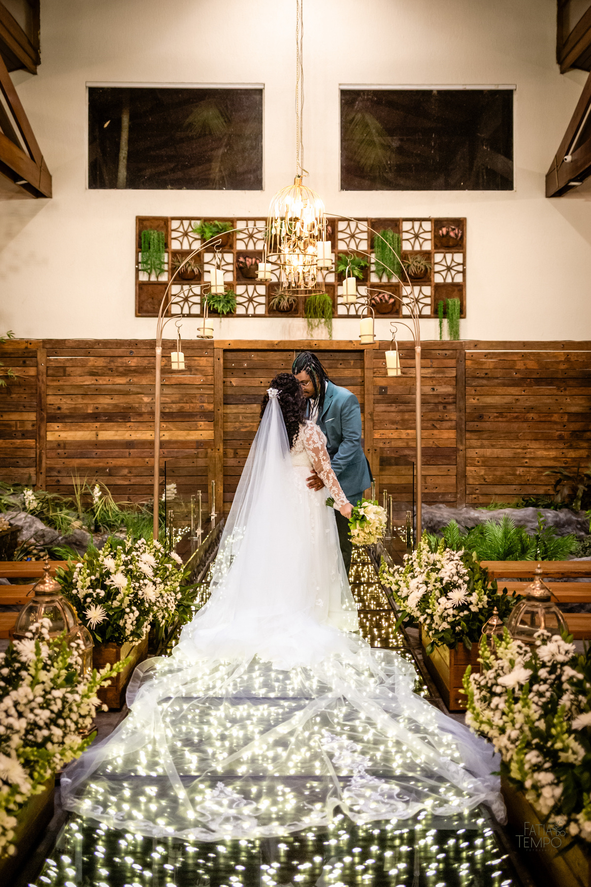 casamento, dicas de casamento, planejamento de casamento, vestidos de noiva, decoração de casamento, festa de casamento, noiva, noivo, cerimônia de casamento, ideias de casamento, fornecedores de casamento, casamento simples, casamento civil, 