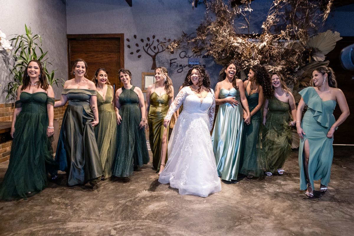 casamento, dicas de casamento, planejamento de casamento, vestidos de noiva, decoração de casamento, festa de casamento, noiva, noivo, cerimônia de casamento, ideias de casamento, fornecedores de casamento, casamento simples, casamento civil, 