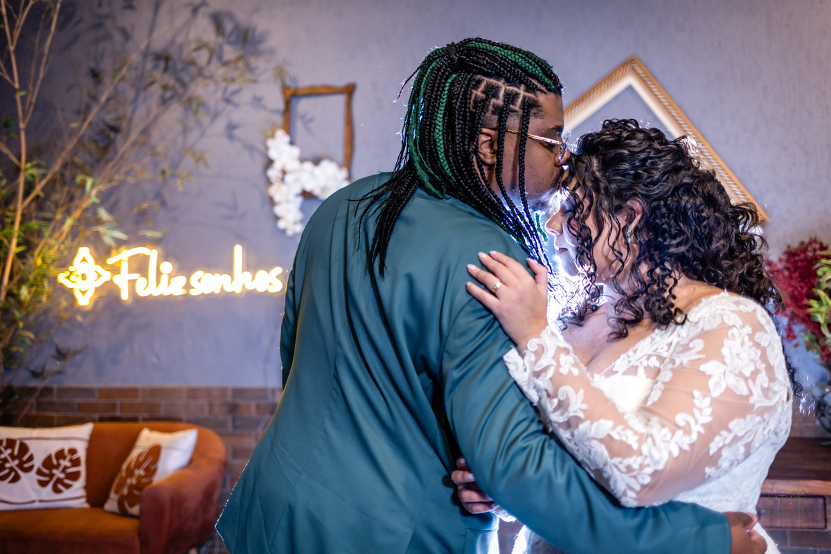 casamento, dicas de casamento, planejamento de casamento, vestidos de noiva, decoração de casamento, festa de casamento, noiva, noivo, cerimônia de casamento, ideias de casamento, fornecedores de casamento, casamento simples, casamento civil, 