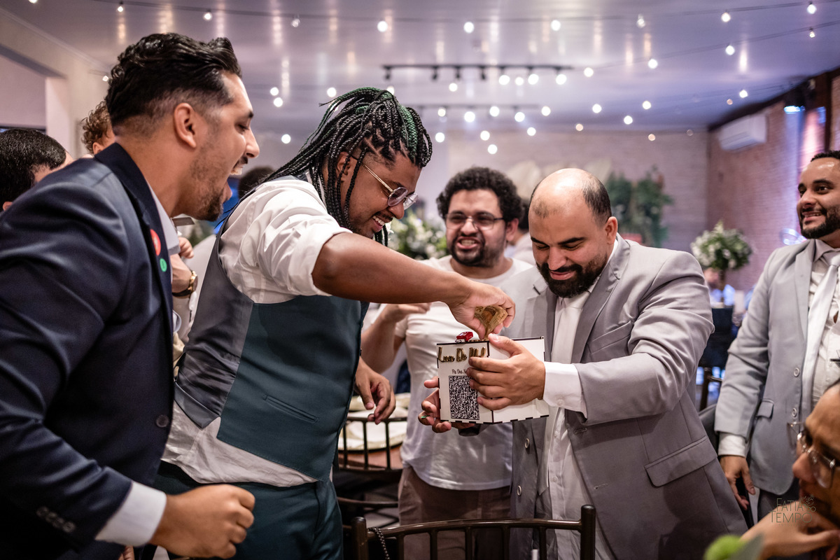 casamento, dicas de casamento, planejamento de casamento, vestidos de noiva, decoração de casamento, festa de casamento, noiva, noivo, cerimônia de casamento, ideias de casamento, fornecedores de casamento, casamento simples, casamento civil, 