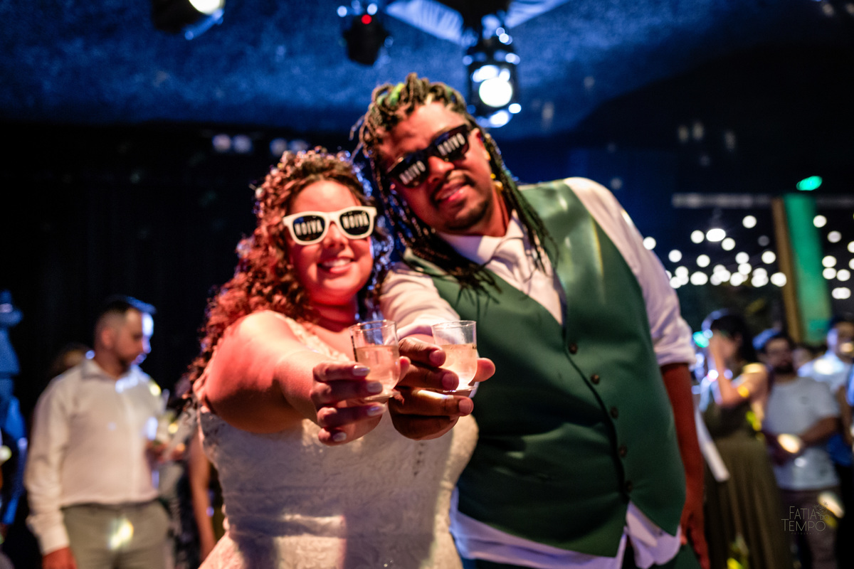 casamento, dicas de casamento, planejamento de casamento, vestidos de noiva, decoração de casamento, festa de casamento, noiva, noivo, cerimônia de casamento, ideias de casamento, fornecedores de casamento, casamento simples, casamento civil, 