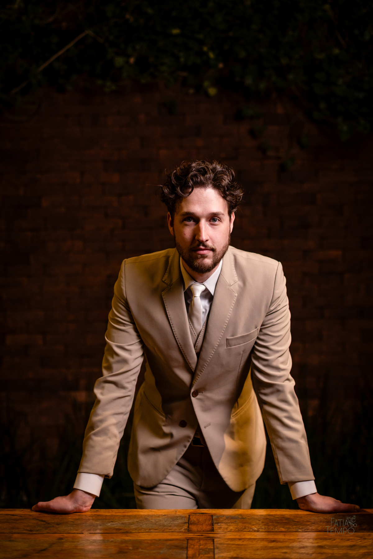 mini wedding, destination wedding, elopement, inspiração para noivas, maquiagem de noiva, penteado de noiva, trajes de noivo, espaço para casamento, música para cerimônia, buffet de casamento, doces finos, identidade visual de casamento,