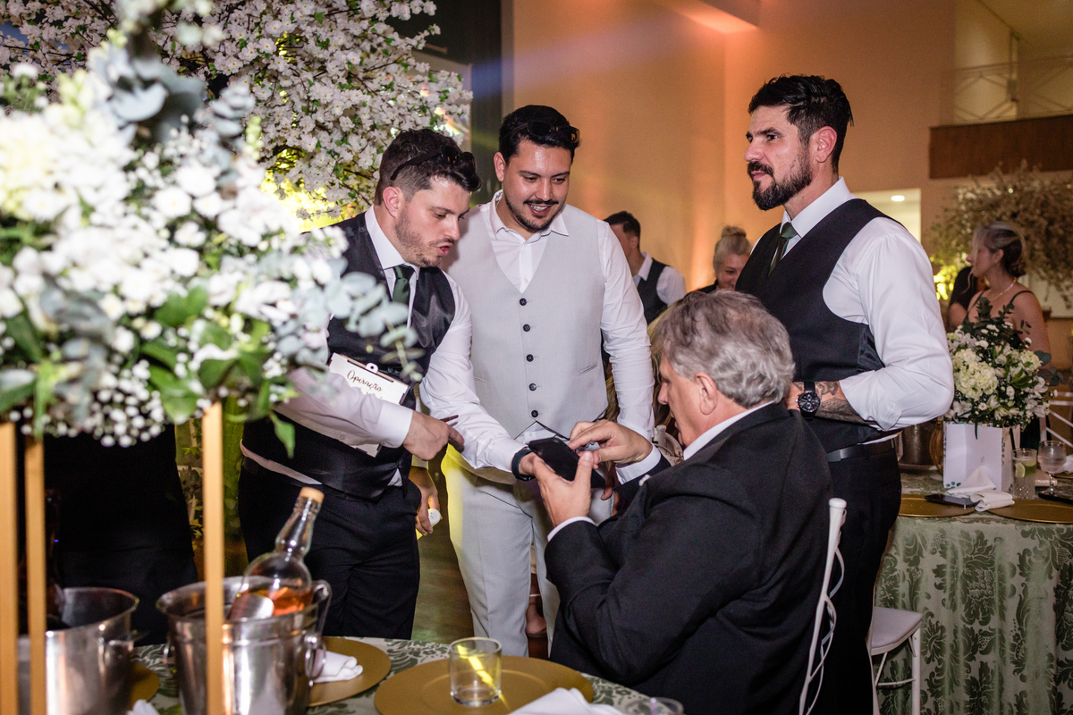 casamento, dicas de casamento, planejamento de casamento, vestidos de noiva, decoração de casamento, festa de casamento, noiva, noivo, cerimônia de casamento, ideias de casamento, fornecedores de casamento, casamento simples, casamento civil, mini wedding