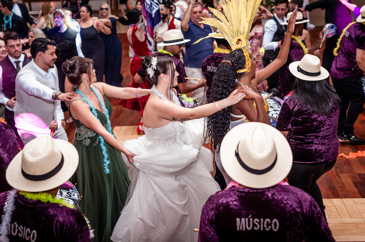 casamento, dicas de casamento, planejamento de casamento, vestidos de noiva, decoração de casamento, festa de casamento, noiva, noivo, cerimônia de casamento, ideias de casamento, fornecedores de casamento, casamento simples, casamento civil, mini wedding