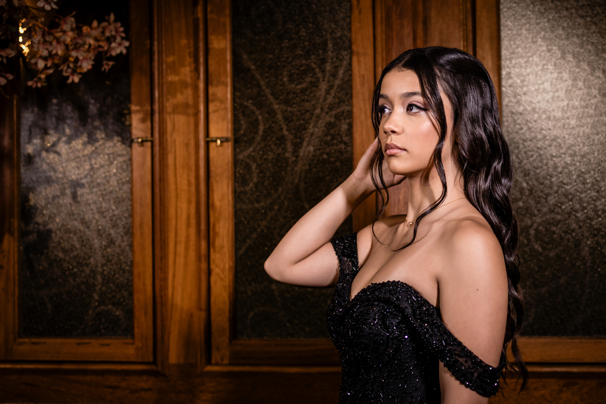 15anos, debutante, festade15anos, xvanos, decoracaode15anos, festaglam, decoracaomoderna, neonparty, festasofisticada, fotografiadeeventos, eventos15anos, decoracaodebutante, partydecor, cenário, brilho, requinte, estilo, decoração, vestido, balada, cenár