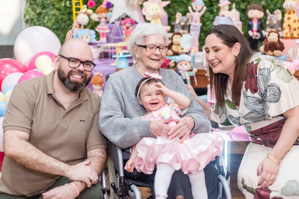 aniversario1ano, 1aninho, festainfantil, fotoinfantil, fotografiainfantil, ensaiobebe, bebe1ano, decoracaoinfantil, momentosespeciais, familia, fotografiaprofissional, portfoliobebe, aniversariobebe