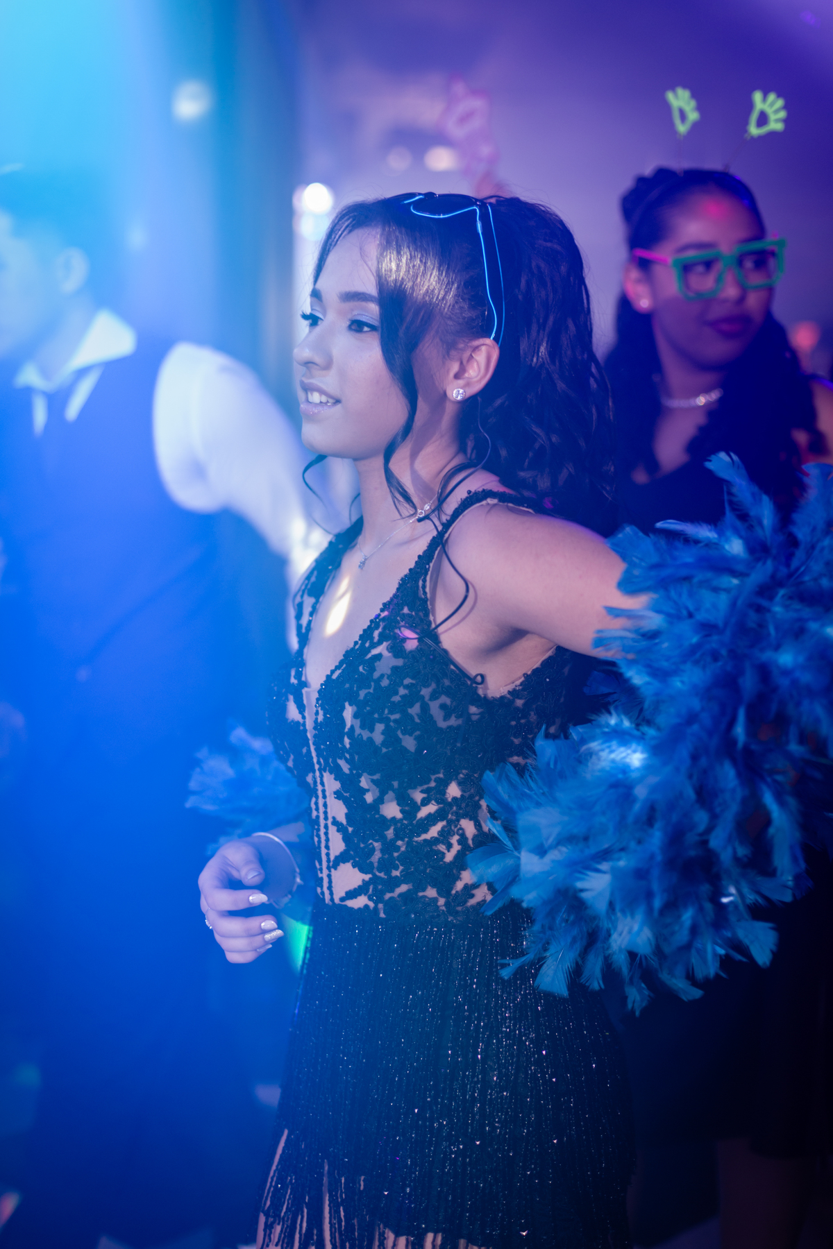 15anos, debutante, festade15anos, xvanos, decoracaode15anos, festatematica, decoracaofesta, alicenopaisdasmaravilhas, chepeleiromaluco, personagensfesta, festasofisticada, fotografiadeeventos, eventos15anos, decoracaodebutante, partydecor, cenário, brilho