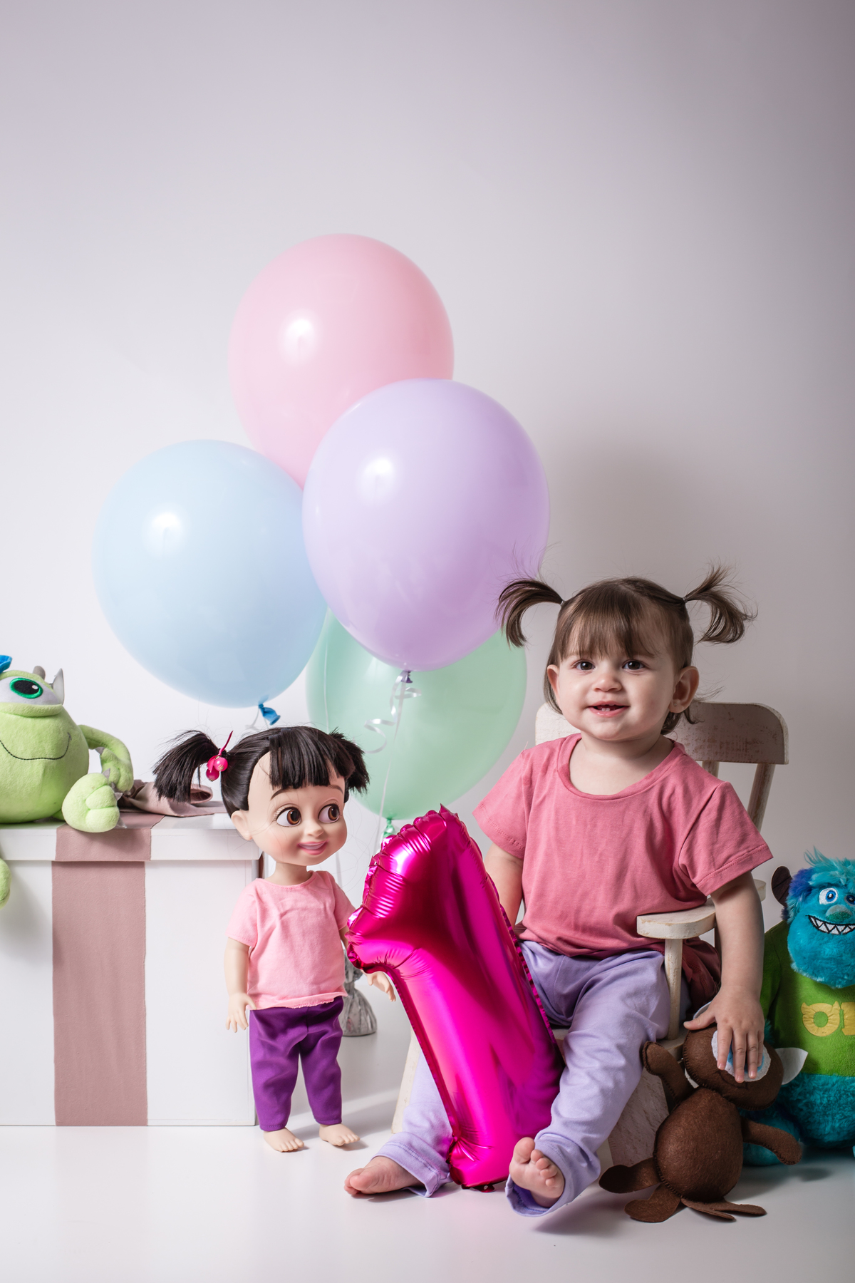 aniversario, aniversarioinfantil, aniversariobebe,  esansiotematico, aniversariomonstrossa, monstrossa, bebe, infancia, estudiofotografico, fotoemestudio, ensaioemestudio, fotografiainfantil, retratoinfantil, ensaioinfantil, familia, alegria, sorriso