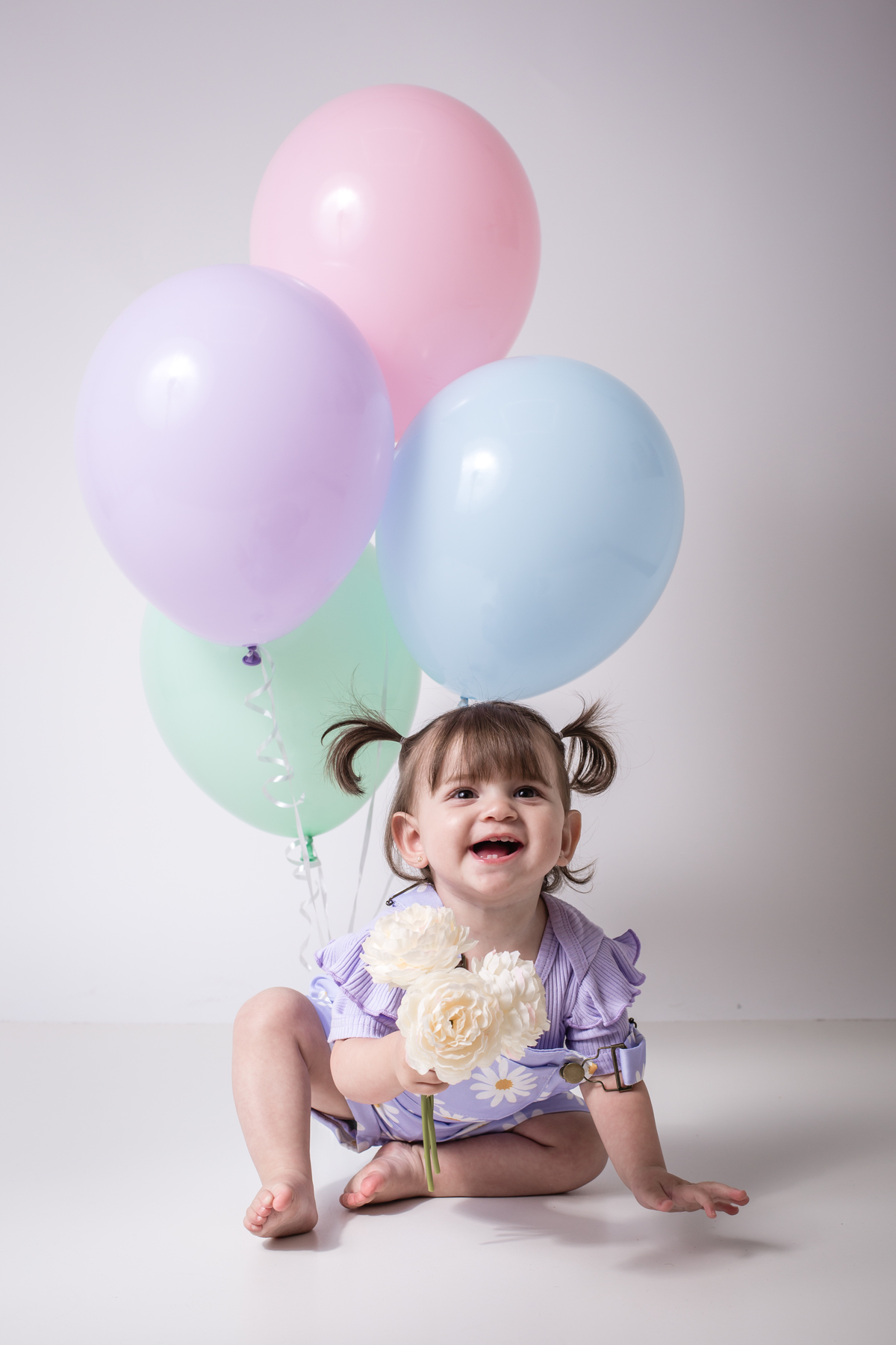 aniversario, aniversarioinfantil, aniversariobebe,  esansiotematico, aniversariomonstrossa, monstrossa, bebe, infancia, estudiofotografico, fotoemestudio, ensaioemestudio, fotografiainfantil, retratoinfantil, ensaioinfantil, familia, alegria, sorriso