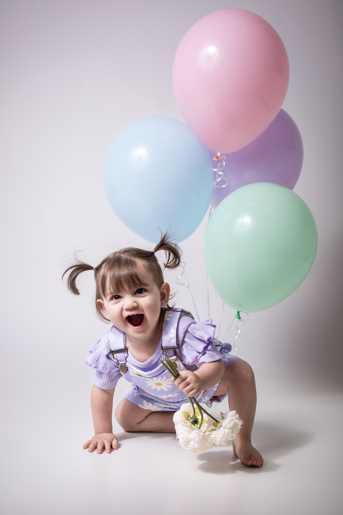 aniversario, aniversarioinfantil, aniversariobebe,  esansiotematico, aniversariomonstrossa, monstrossa, bebe, infancia, estudiofotografico, fotoemestudio, ensaioemestudio, fotografiainfantil, retratoinfantil, ensaioinfantil, familia, alegria, sorriso