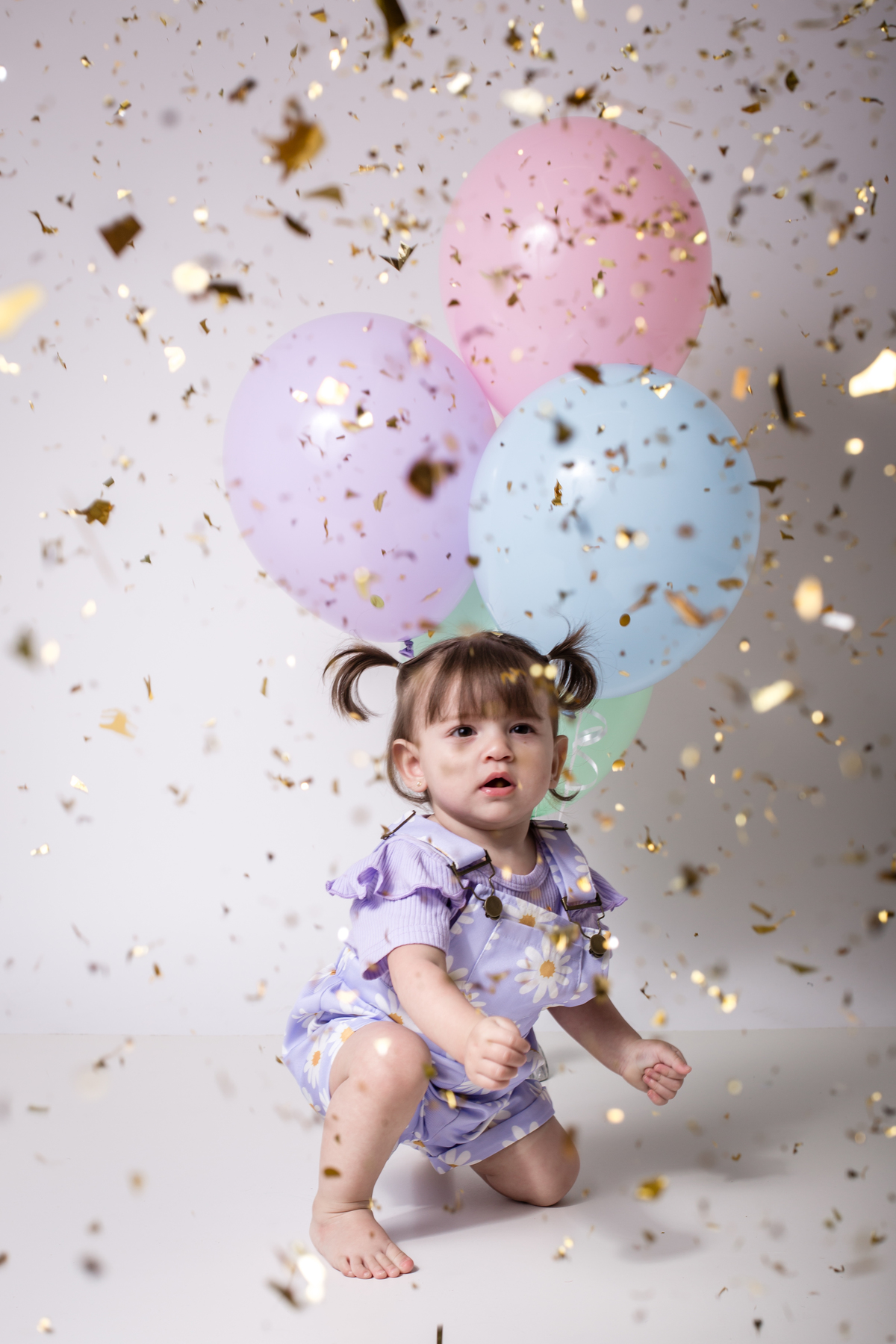 aniversario, aniversarioinfantil, aniversariobebe,  esansiotematico, aniversariomonstrossa, monstrossa, bebe, infancia, estudiofotografico, fotoemestudio, ensaioemestudio, fotografiainfantil, retratoinfantil, ensaioinfantil, familia, alegria, sorriso